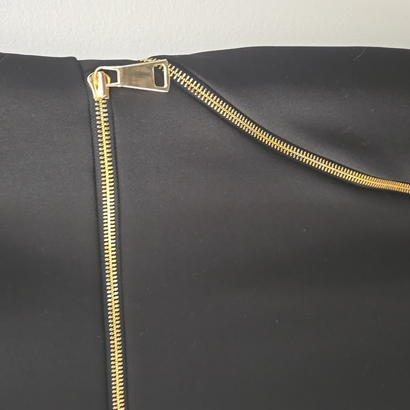Calvin Klein Black Bodycon Dress with Gold Zipper Detail Sz 8 - Picture 3 of 8